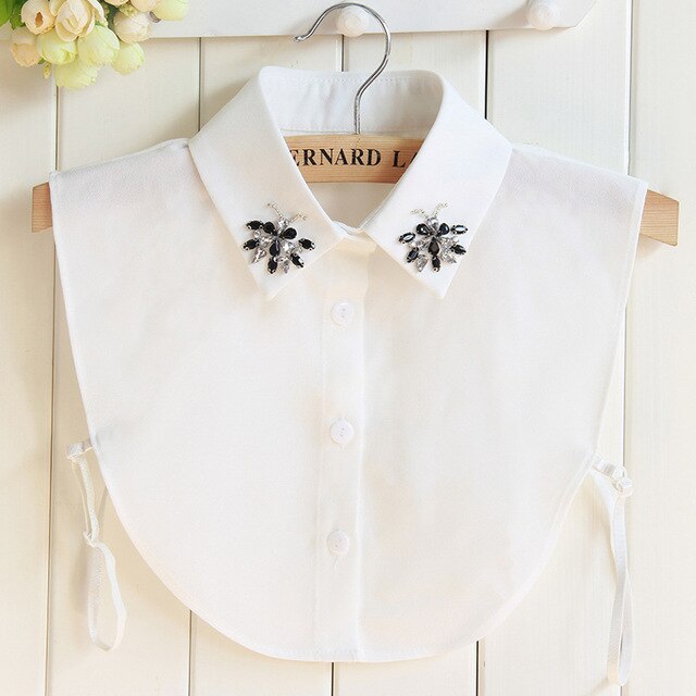 Crystal Diamonds Fake Collar