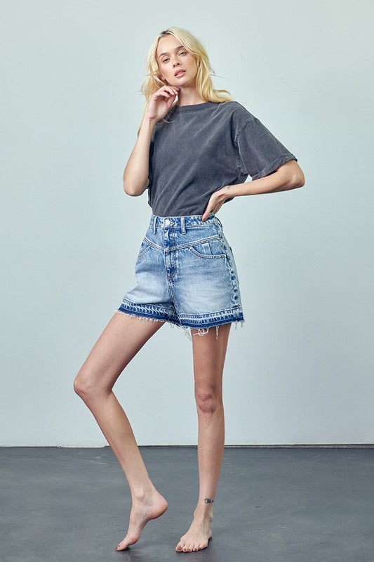 SUPER HIGH RISE RELEASED HEM SHORTS