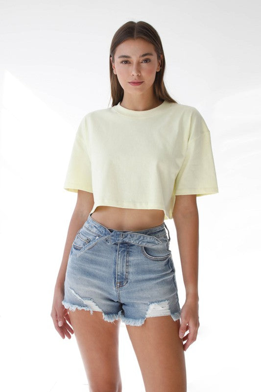 FRONT RIBBON TIE DETAIL SHORTS