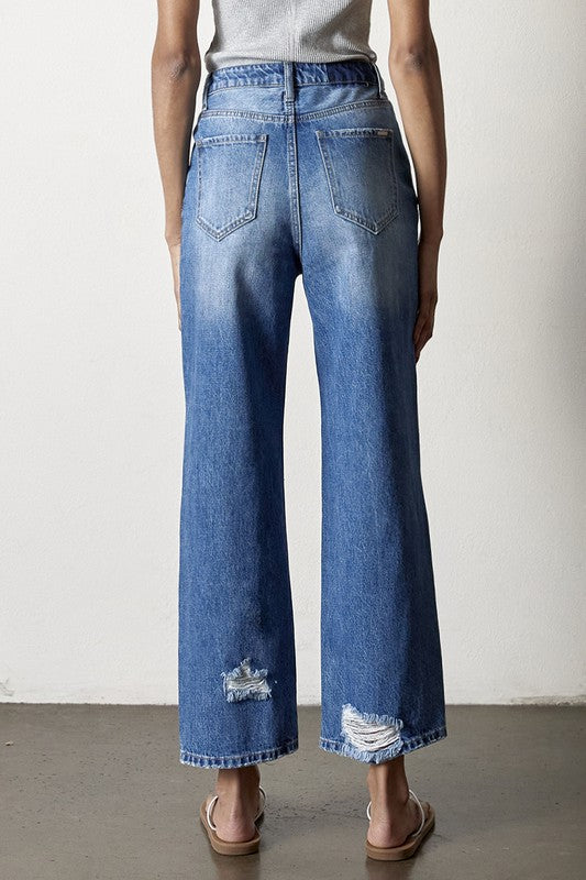 ESTRUCTED STRAIGHT JEANS