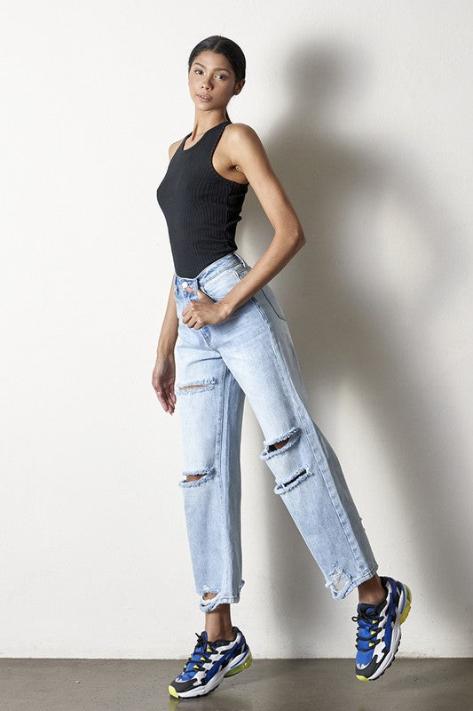 DESTRUCTED STRAIGHT JEANS