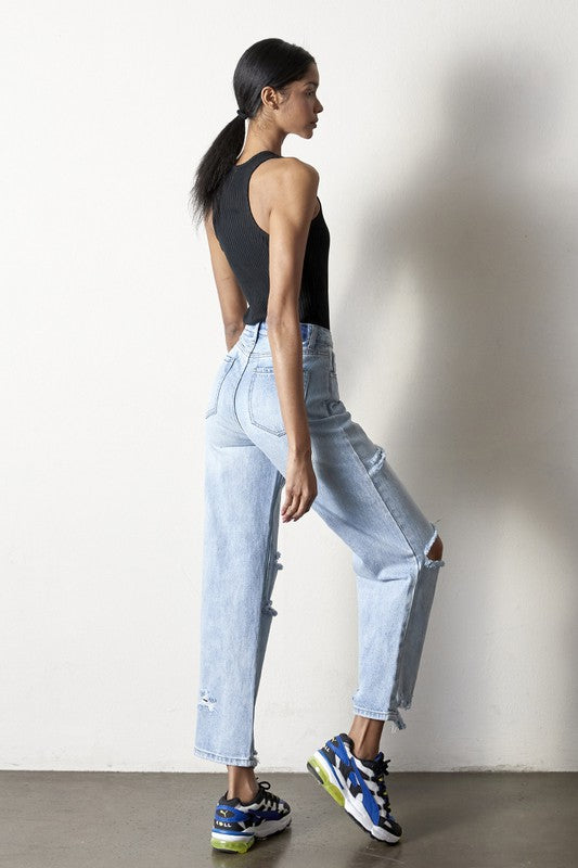 DESTRUCTED STRAIGHT JEANS