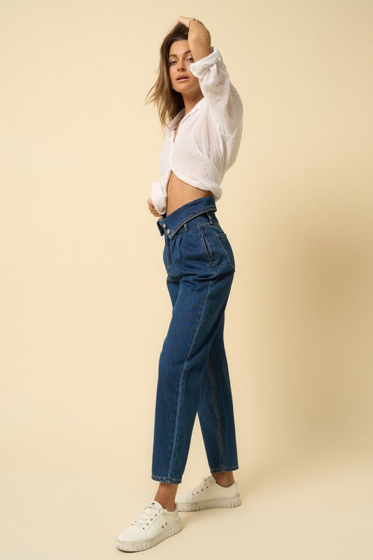 HIGH RISE FLAP WAISTED RELAXED JEANS