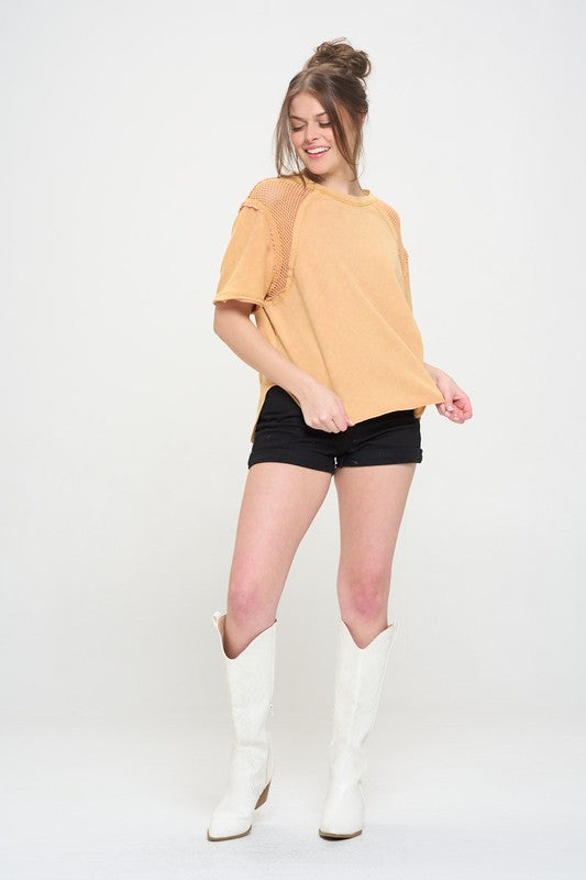 MINERAL WASHED SHORT SLEEVE FISHNET SHOULDER TOP