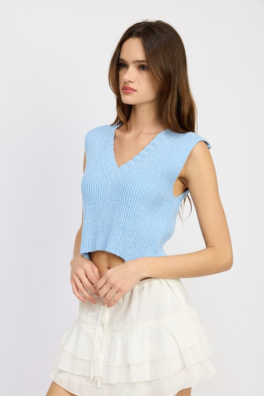 CROP VEST STYLE TOP