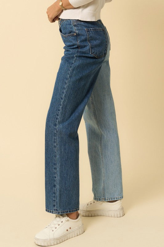 HIGH WAISTED CROSSOVER STRAIGHT JEANS