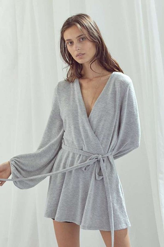 LONG BUBBLE SLEEVE WRAP TUNIC