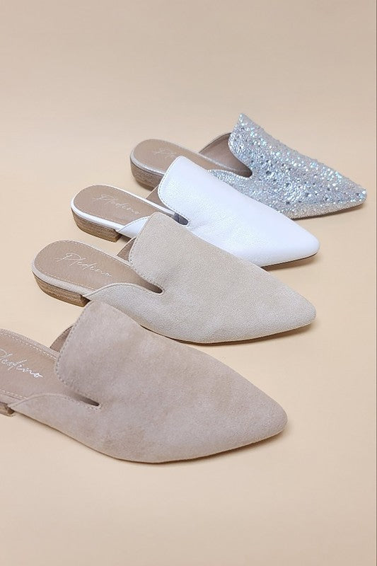 GEM-39 - POINTED TOE SLIP ON MULE FLATS